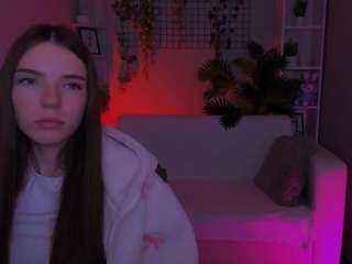 emilia-fly live webcam show
