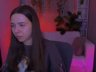 emilia-fly live webcam show