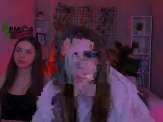 emilia-fly live webcam show