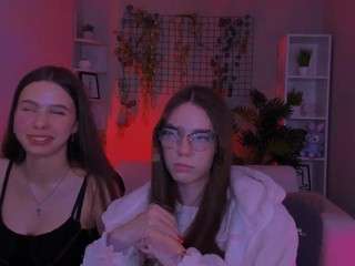 emilia-fly live profile