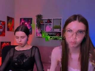 emilia-fly live webcam show