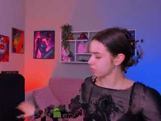 emilia-fly live webcam show