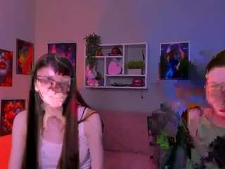 emilia-fly live webcam show