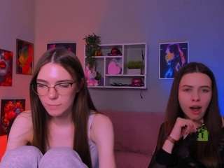 emilia-fly live webcam show