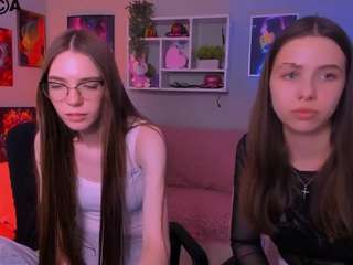 emilia-fly live webcam show