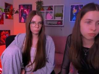 emilia-fly live webcam show