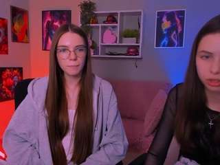 emilia-fly live webcam show