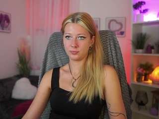 emilyswann Sex Cam Show