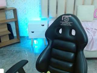 karla-tay live webcam show