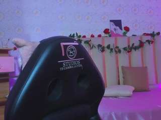 karla-tay live cam preview