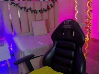 karla-tay live cam preview