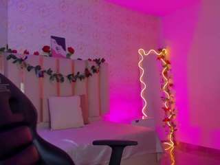 karla-tay live cam preview