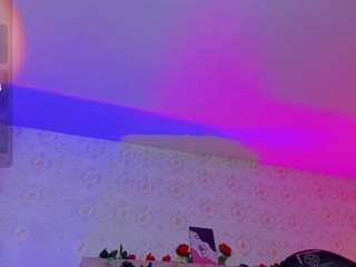 karla-tay live cam preview