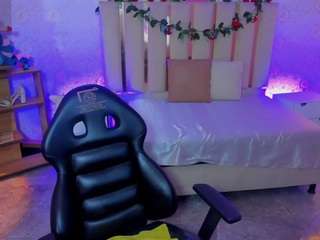 karla-tay live cam preview