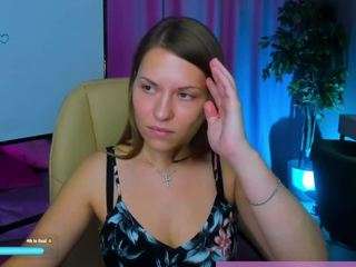 Kira live webcam show