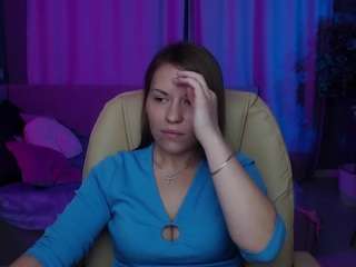 kira-miragee live on CamSoda