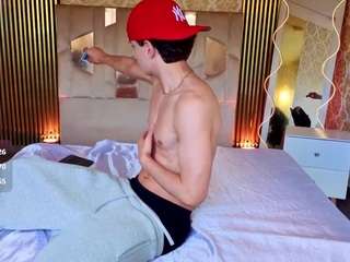 kyler-tay live cam preview