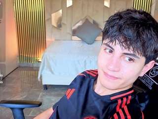 kyler-tay live cam preview