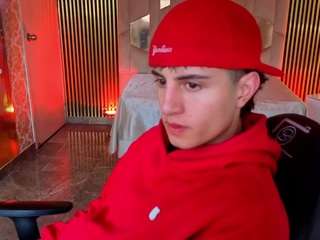 kyler-tay live cam preview