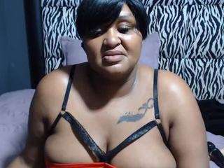madamcee live webcam show