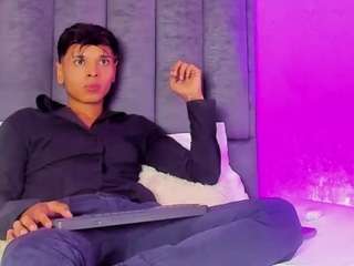 alejandro-montenegro Sex Cam Show
