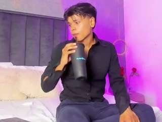 alejandro-montenegro Sex Cam Show