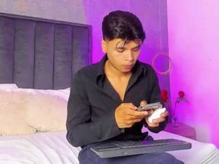 alejandro-montenegro Sex Cam Show