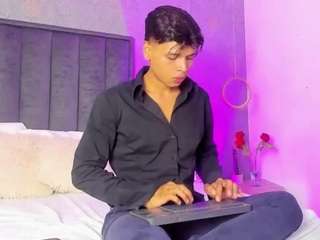 alejandro-montenegro Sex Cam Show