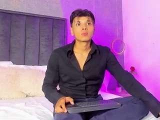 alejandro-montenegro Sex Cam Show