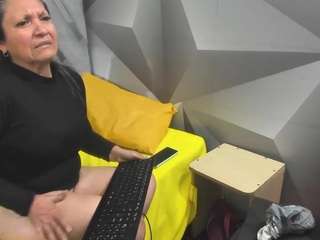 charlottemoon1 live webcam show