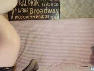 GloomyTulip live cam preview