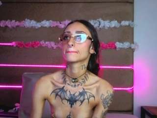 mariana-cutte Live Webcam on CamSoda