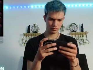 nicktorn
