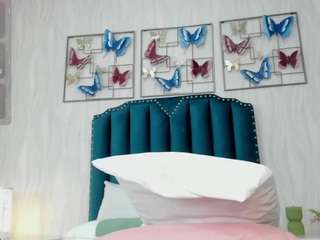 zoejennerr live webcam show
