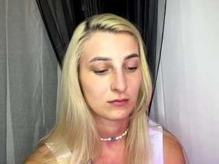 Aleta live webcam show