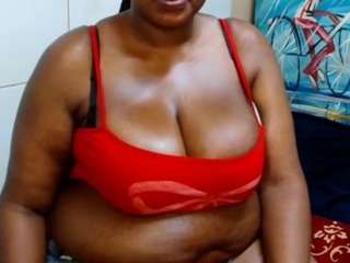 BustyDiva live cam preview