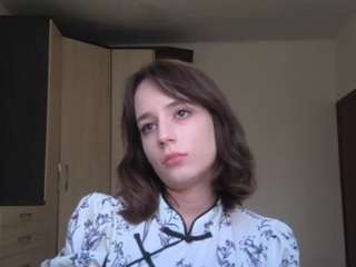 lucinabingert Sex Cam Show