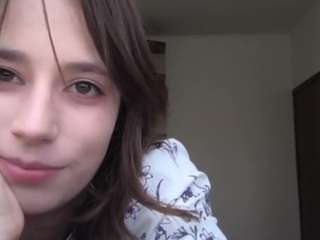 lucinabingert Sex Cam Show