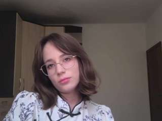 lucinabingert Sex Cam Show