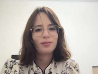 lucinabingert Sex Cam Show