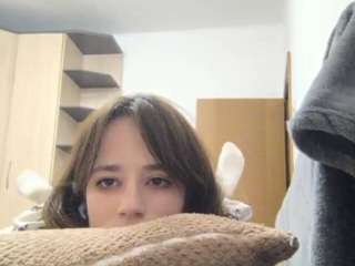 lucinabingert Sex Cam Show