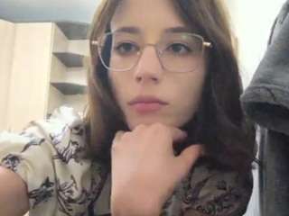 lucinabingert Sex Cam Show