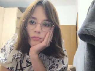 lucinabingert Sex Cam Show