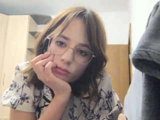 lucinabingert Sex Cam Show