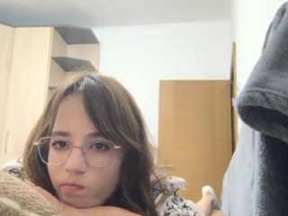lucinabingert Sex Cam Show