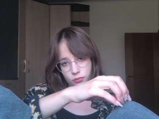 lucinabingert Sex Cam Show