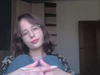 lucinabingert Sex Cam Show