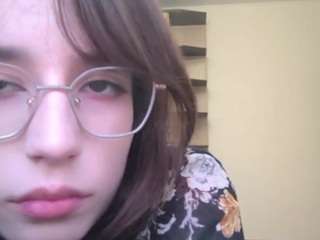 lucinabingert Sex Cam Show