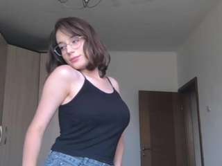 lucinabingert Sex Cam Show