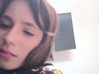 lucinabingert Sex Cam Show